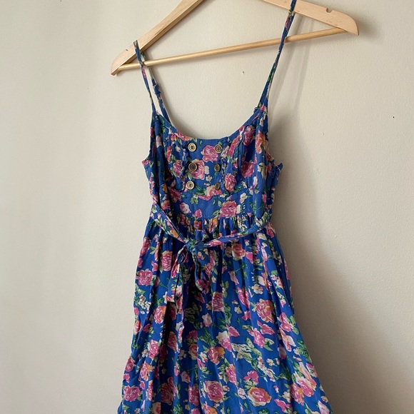 New Look Blue Floral Mini Dress - Picture 8 of 8